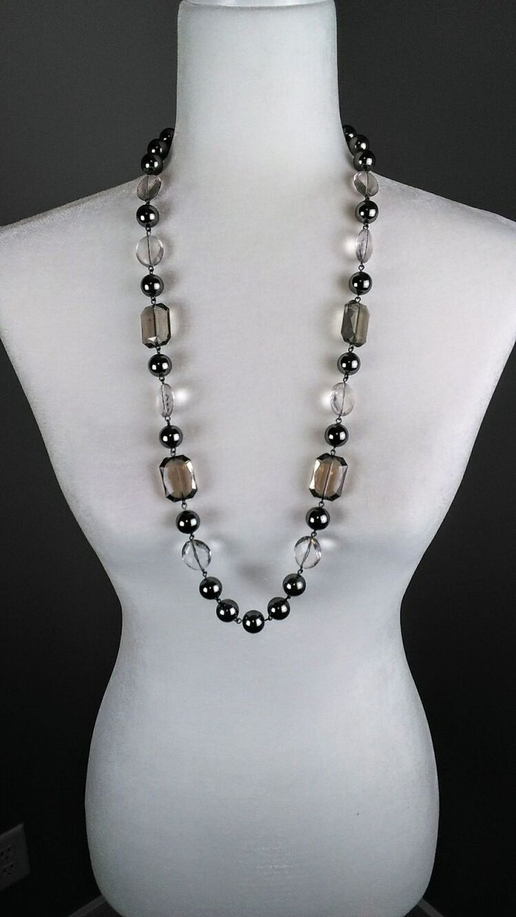 Necklace Beaded Clear, Gray and Hematite 18"
